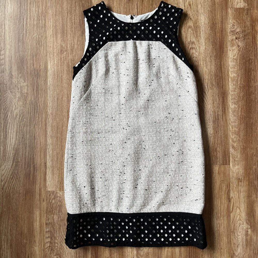 ANN TAYLOR Cream and Black Tweed Eyelets Sheath Dress‎ Size 4P